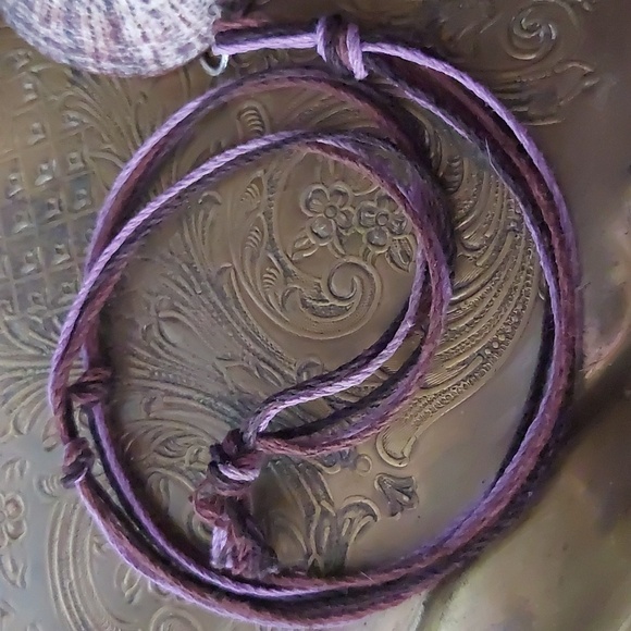 Hand Crafted Shell Necklace - Picture 4 of 6